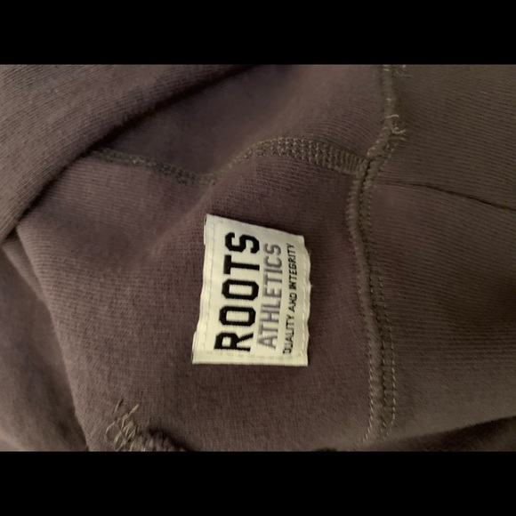 Roots. Unisex gray hoodie. Small. No holes no rips. Worn a few times. - Picture 5 of 6